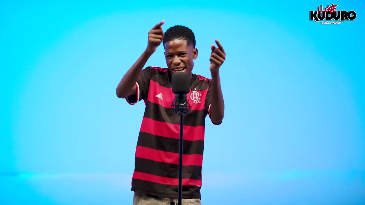 MIKE WANGUILA - ENGANO (PERFORMANCE)