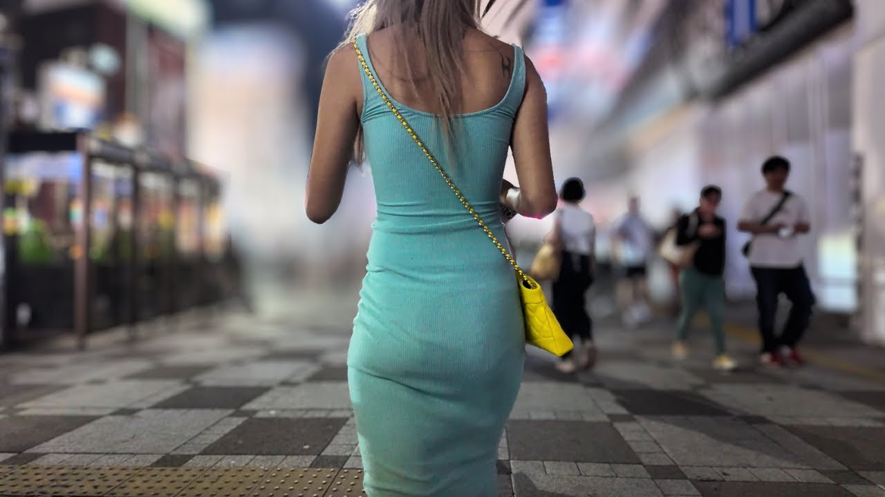 Обтягивающее платье