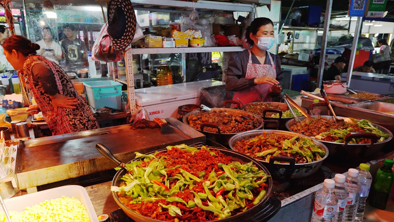 Jinque Night Market, Lanshan District, Linyi City, Shandong, China