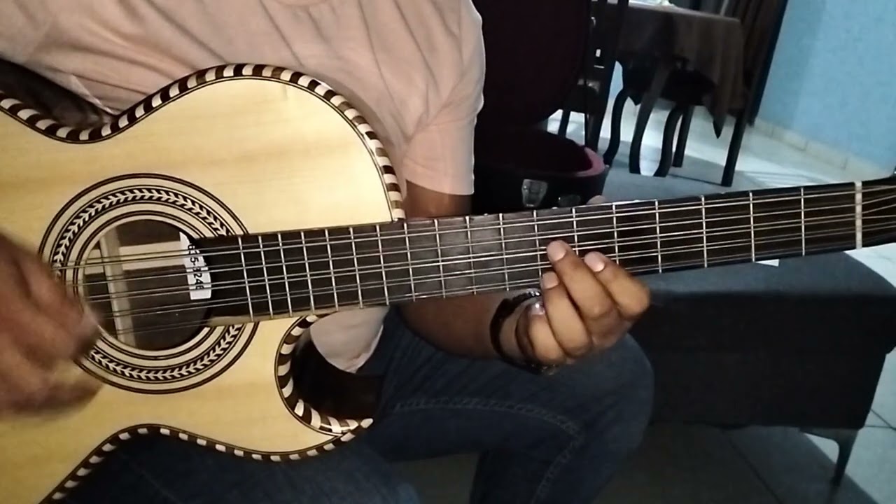Rico pobre Carlos y Jose bajo quinto