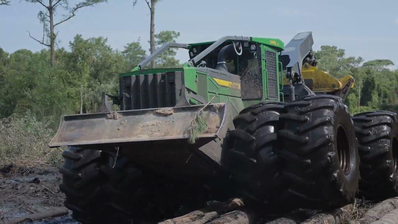 Swamp Logging ASMR: John Deere 953M