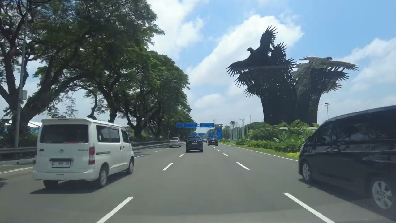 Benda Tangerang ke Terminal 1 Bandara Soekarno-Hatta via Tol Kunciran-Batuceper-Cengkareng