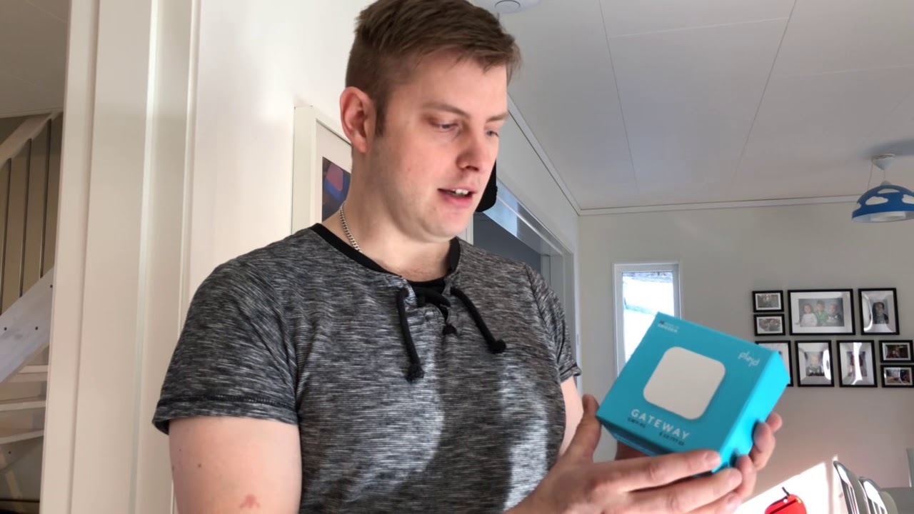 Plejd Gateway unboxing