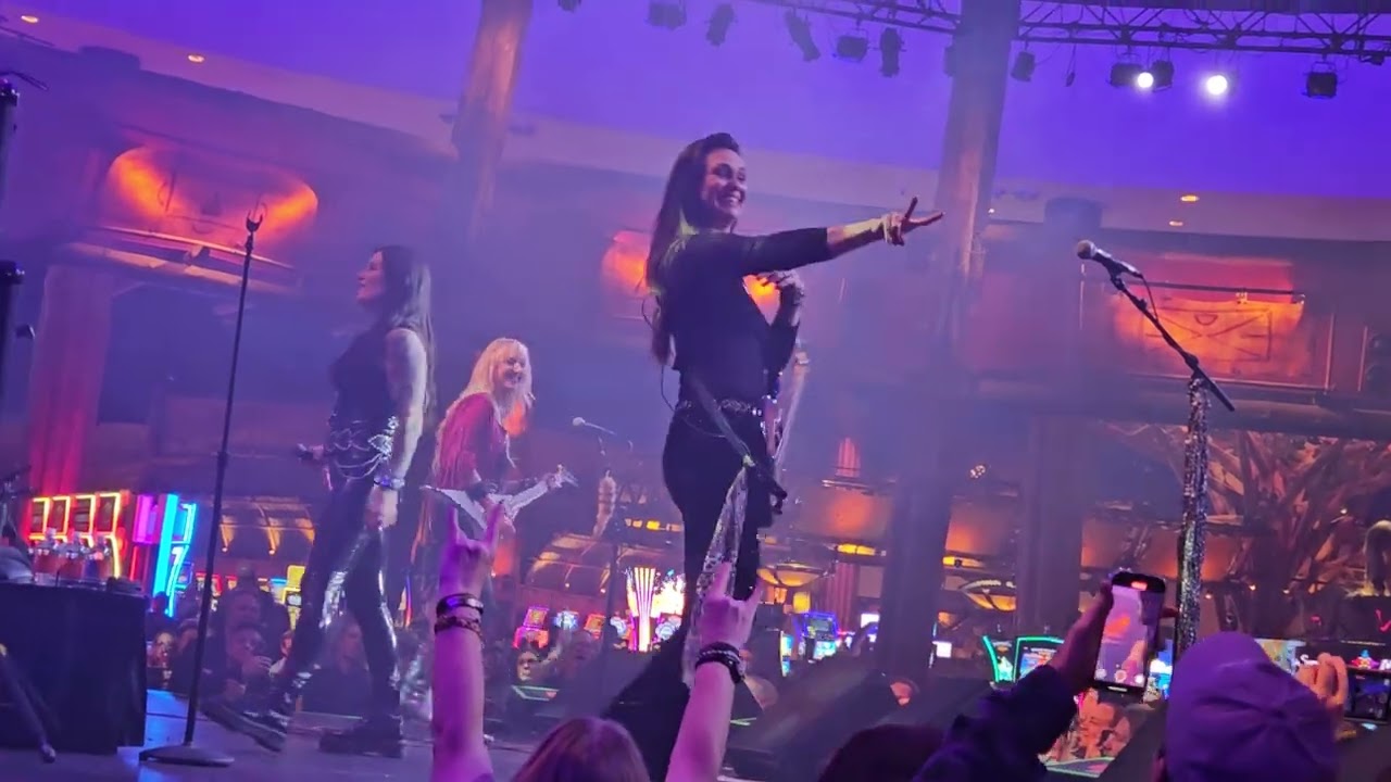 Cryin'-Vixen LIVE at Mohegan Sun The Wolf Den 1/10/2026