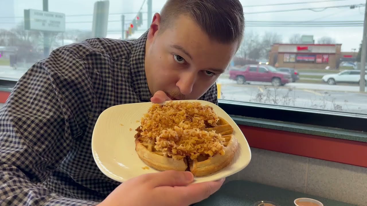 Chicken N' Waffles, Crazy Chicken Food Review W/ Coffee!