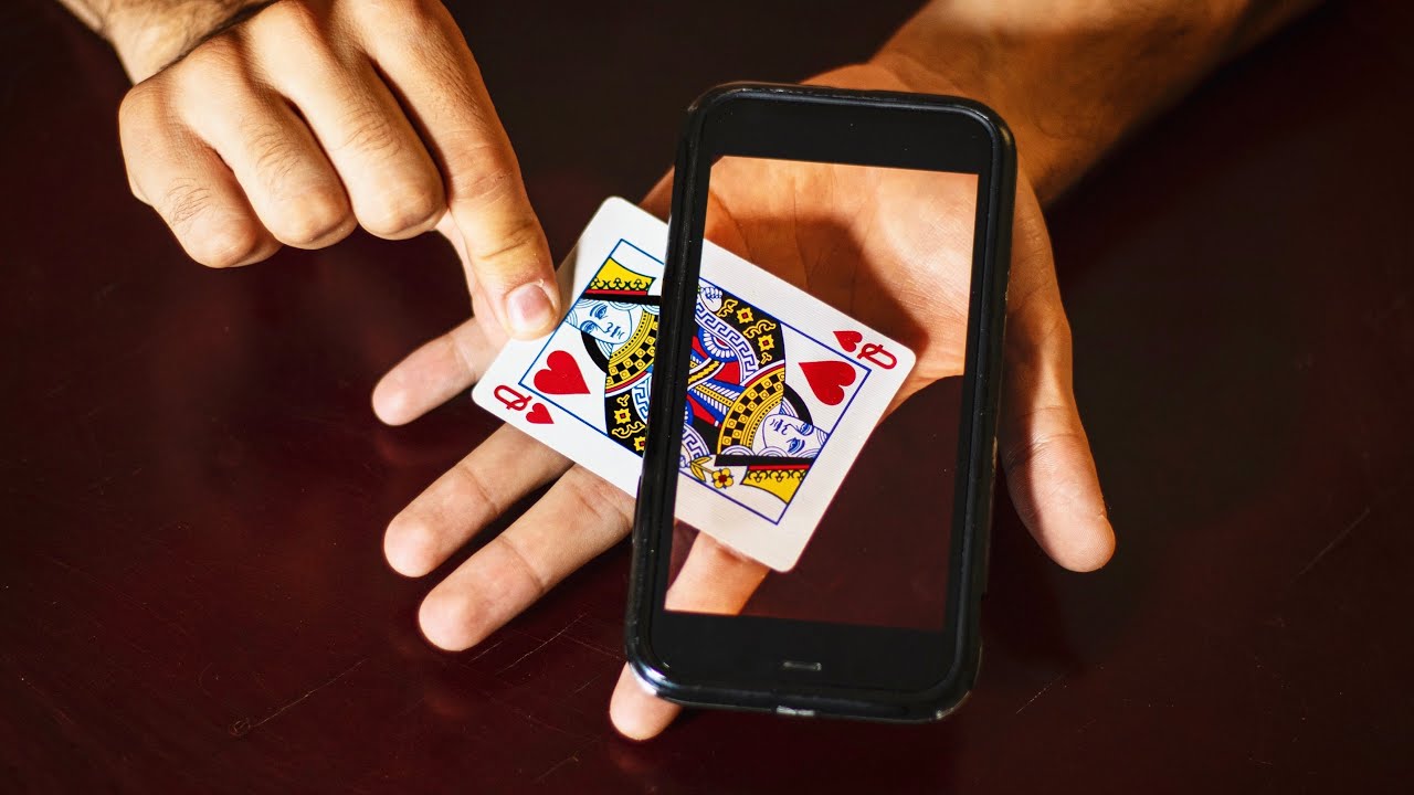 La CARTA SALE del CELULAR! 😱 Truco de Magia REVELADO