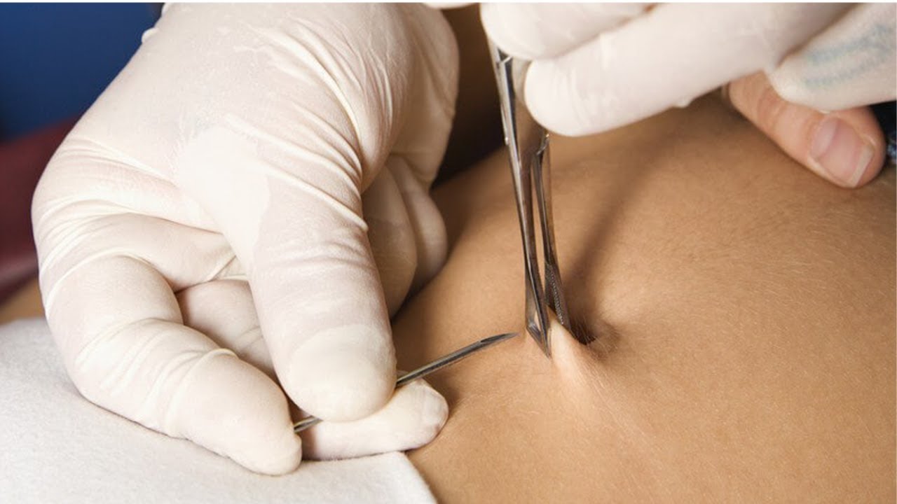 Piercer Explains Everything You Need To Know About Belly Piercings