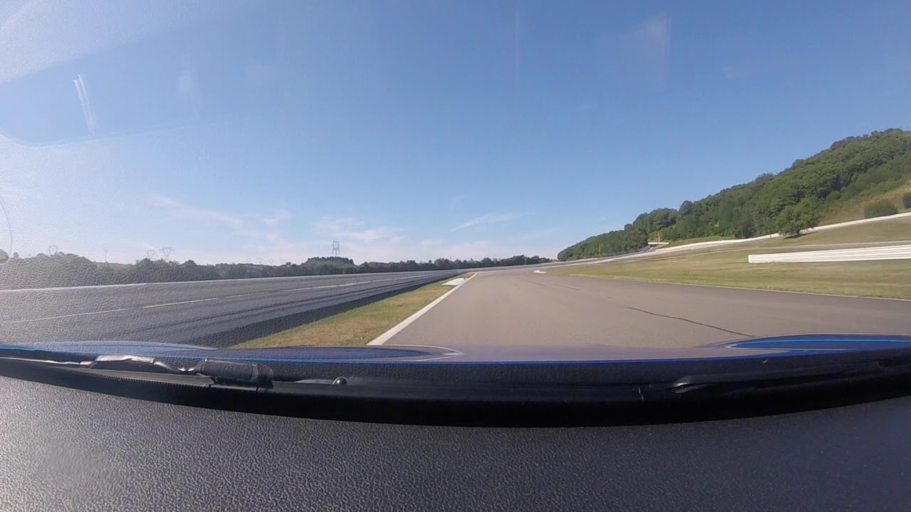 Alpine A110 -  Circuit du Laquais - Stage coaching pilotage