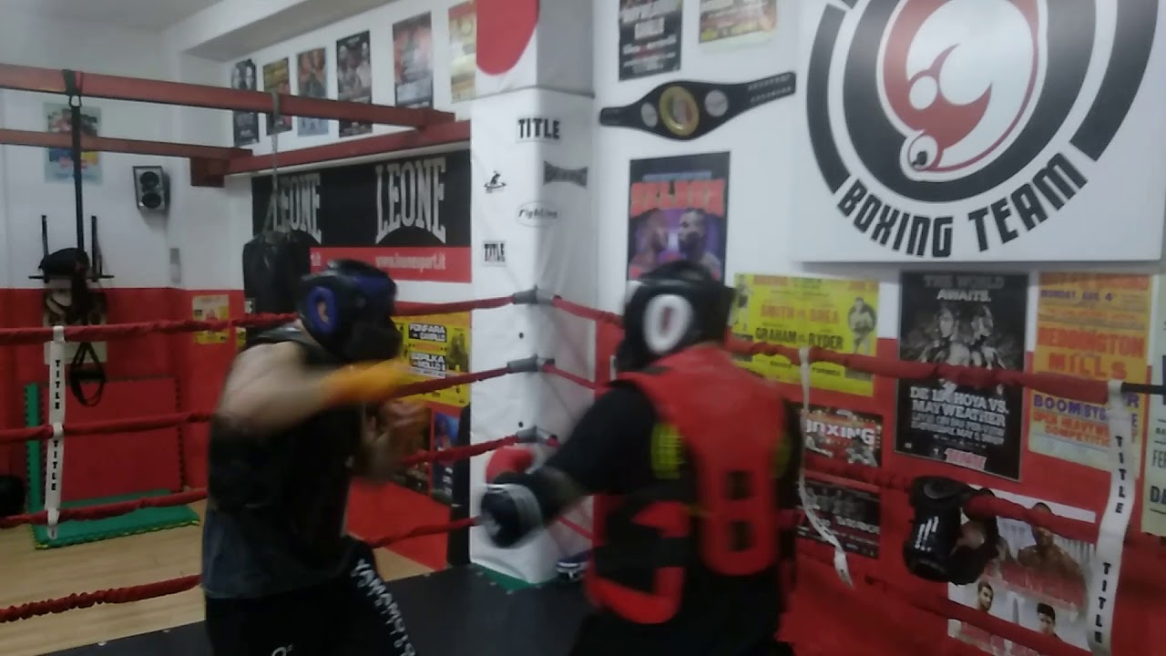 Bare knuckle boxing sparring 2