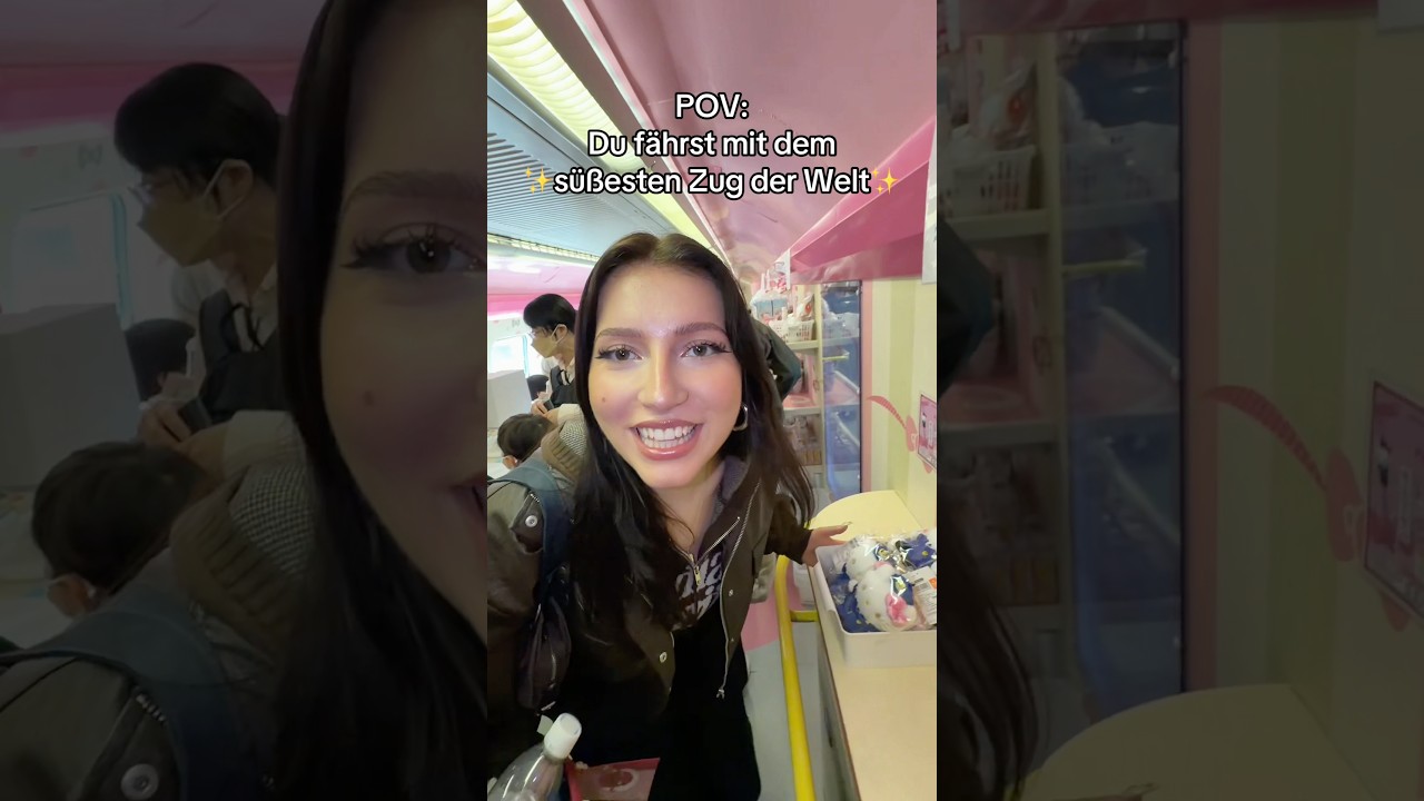 EIN PINKER HELLO KITTY ZUG?! 🤯🚨🎀 #shortsdeutschland #shinkansen #japan #hellokitty