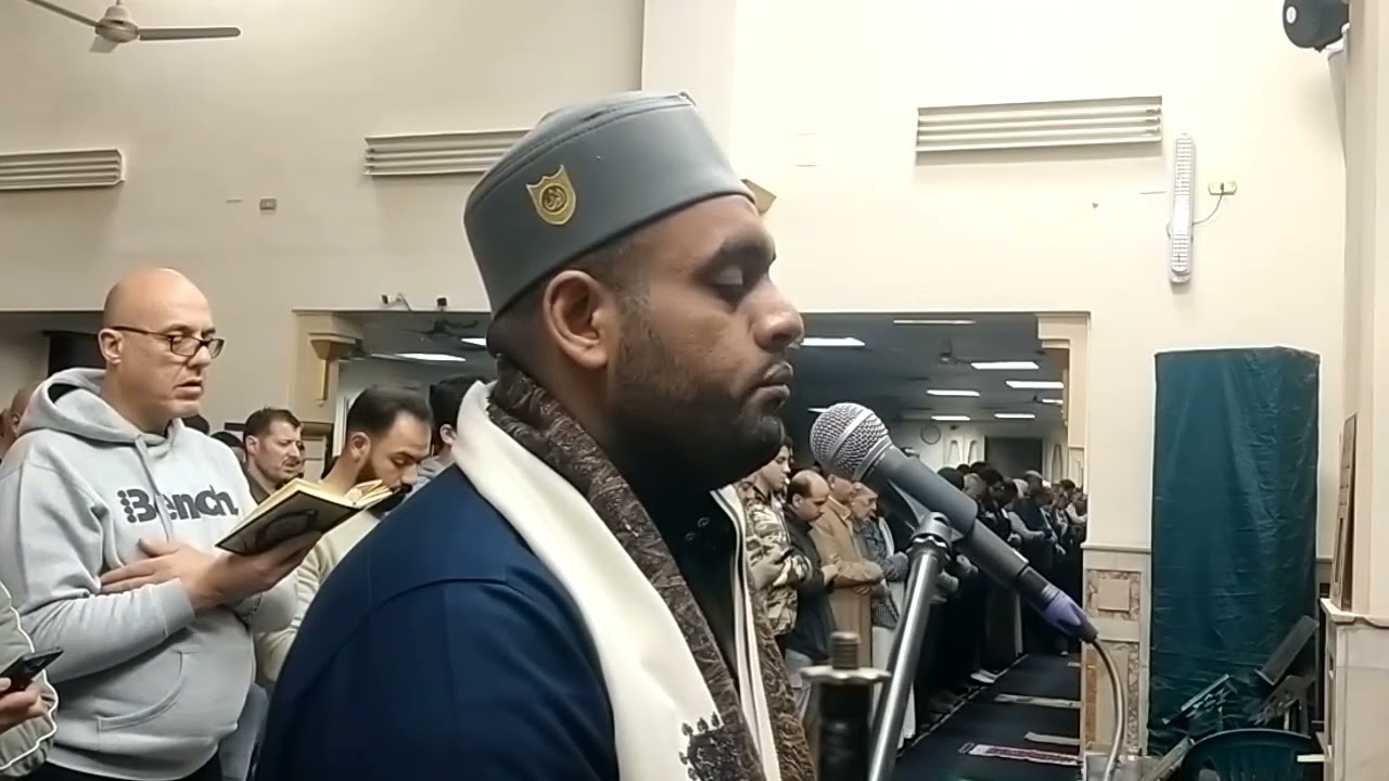 جزء من صلاة التراويح، وتلاوة من بداية سورة الأحقاف، من مسجدالدكتور مصطفى محمود للشيخ عبدالرحمن محمود