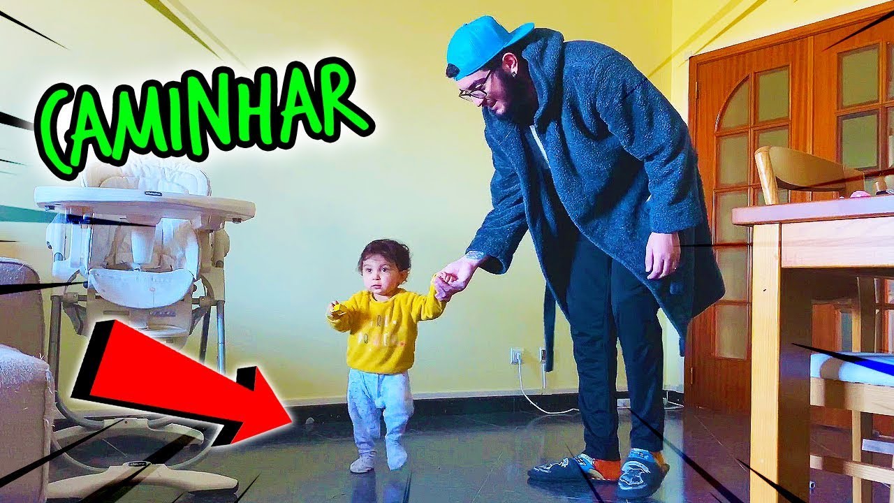 ENSINANDO MINHA FILHA EMMA A CAMINHAR ! | Kazzio