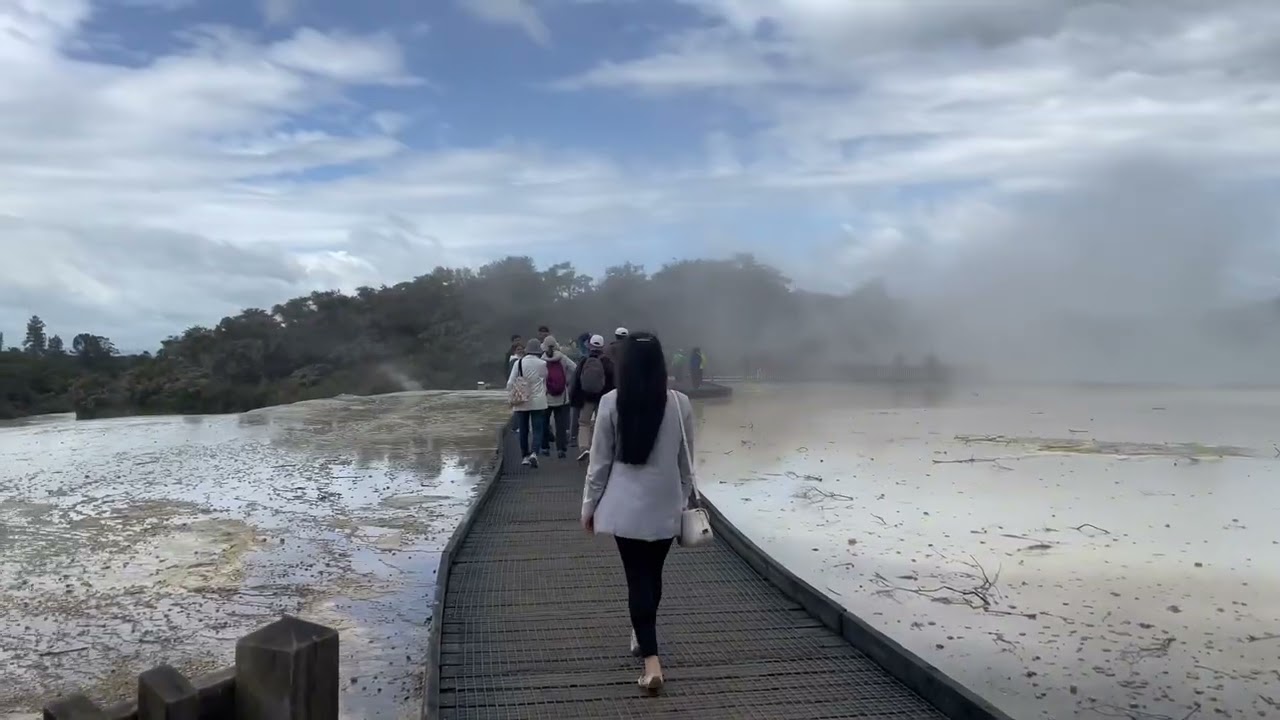 Rotorua - A town with its geothermal activity - New Zealand