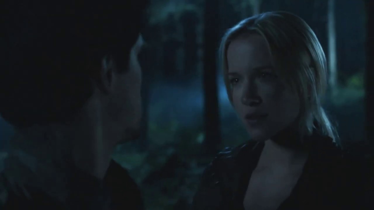 Jessy Schram - Hot Scene