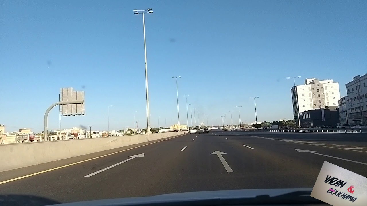 طريق صحار  دبي