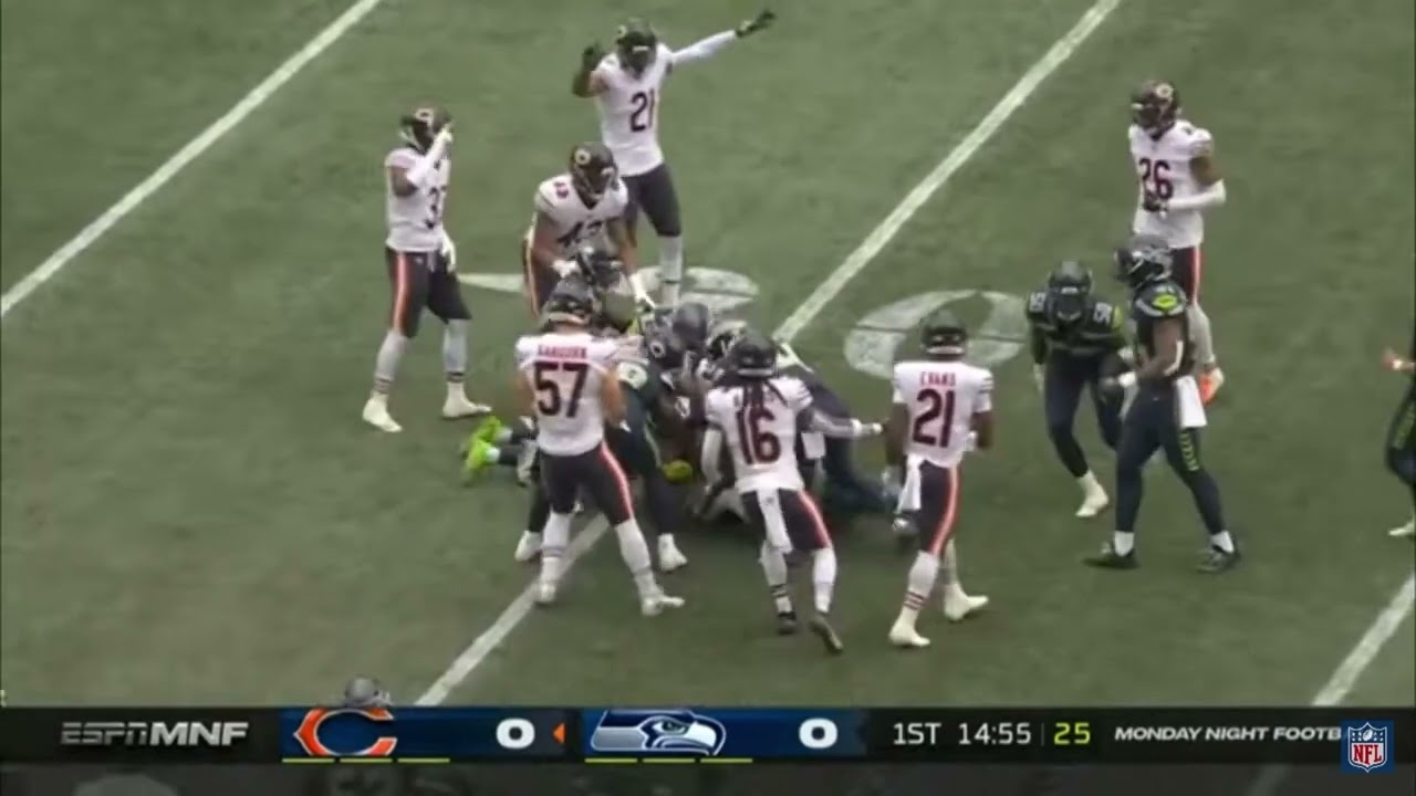 Velus Jones Jr. FUMBLES on the game opening kickoff!!😱 #nfl #preseason