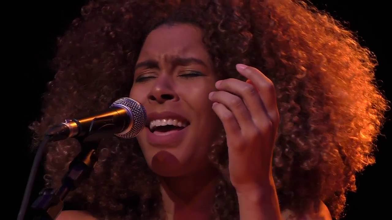 Sérgio Pererê e Laís Lacôrte - Woman