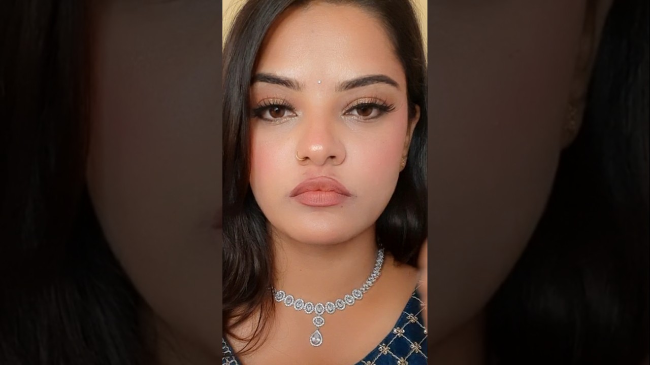 Big lips hack #biglips #shortsfeed #hack #youtubeshorts