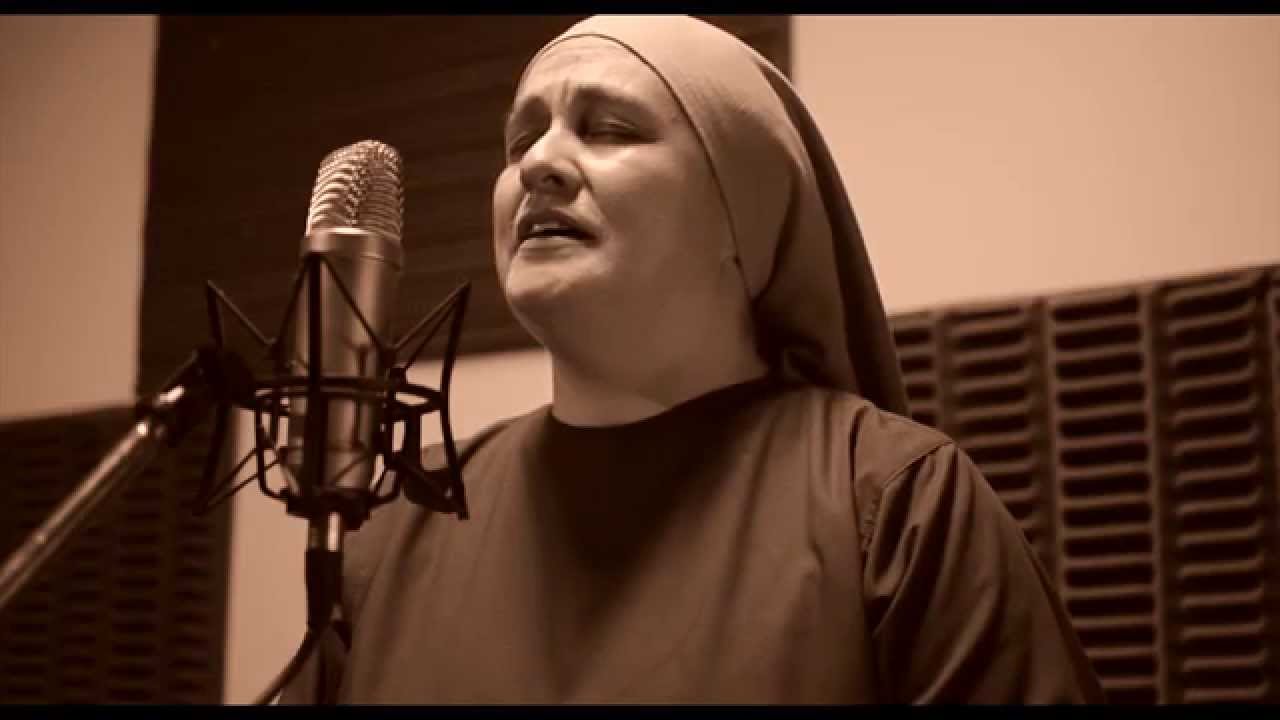 Hay Momentos  - Hna. Maria de los Angeles Rios OSC.