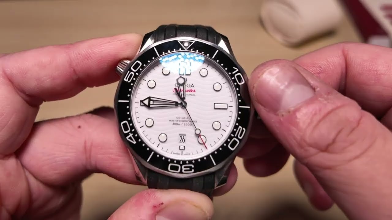 OMEGA Seamaster Diver 300M Review (Ref. 210.32.42.20.04.001) | White Dial | First OMEGA Feature!