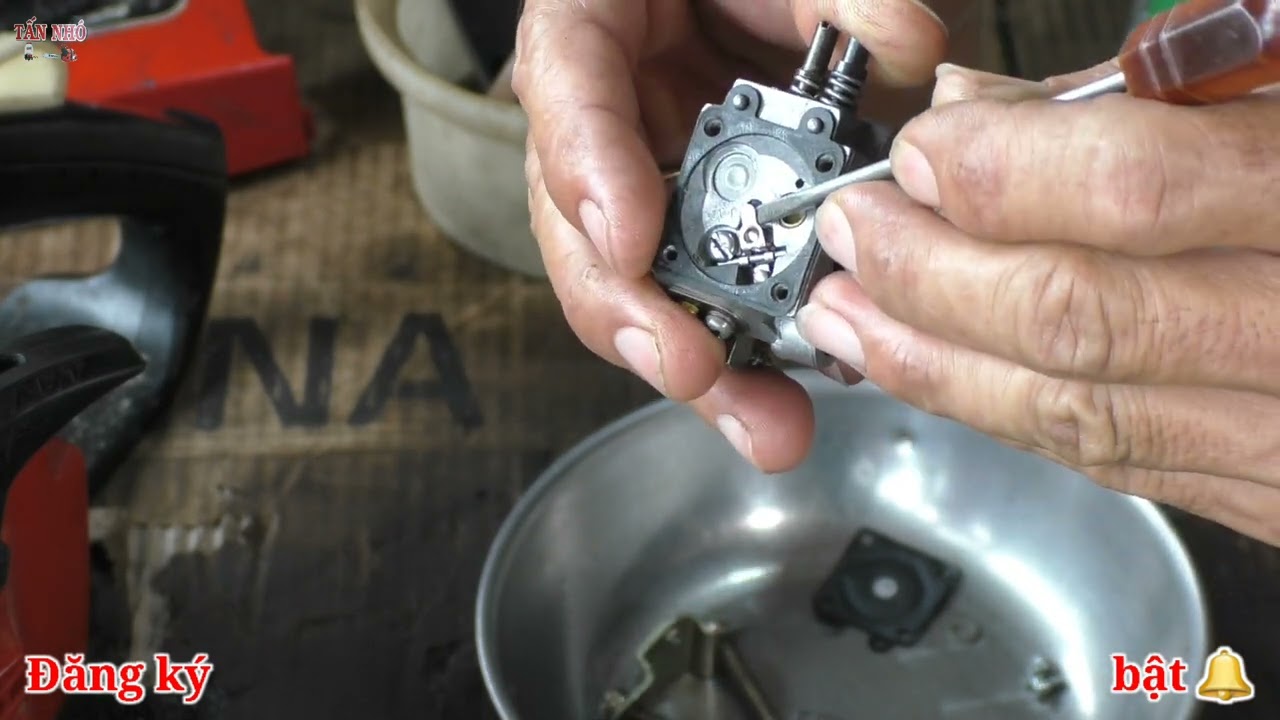 Mẹo nhỏ giúp vệ sinh bình xăng con động cơ máy cưa và cắt cỏ nhạy nổ, và ổn định.