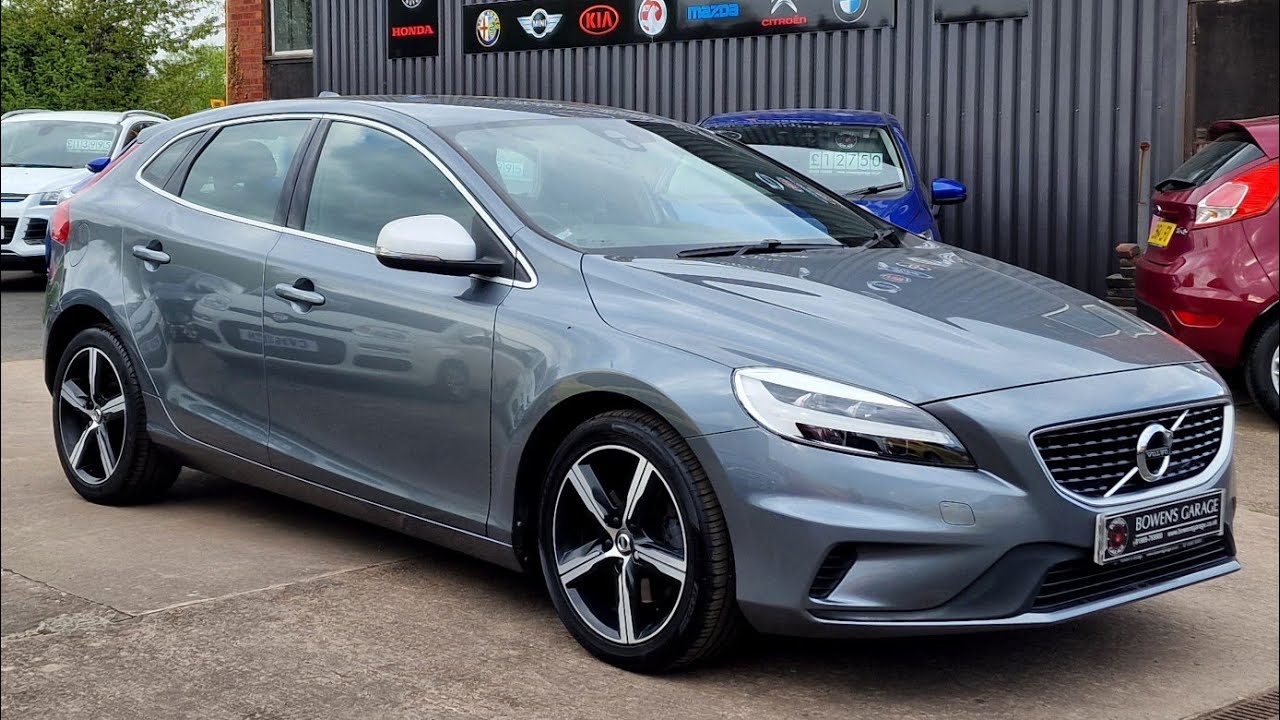 2018 (18) Volvo V40 T2 R-Design Nav+ 2.0 5Dr in Osmium Grey. 43k Miles. 5 Services. Nav. £13,990