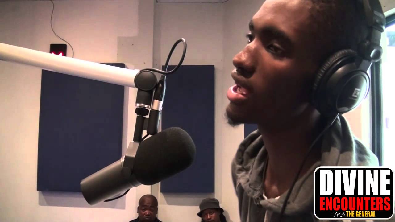 APOSTLE SAMBULO at UMGUNGUNDLOVU 107.6FM