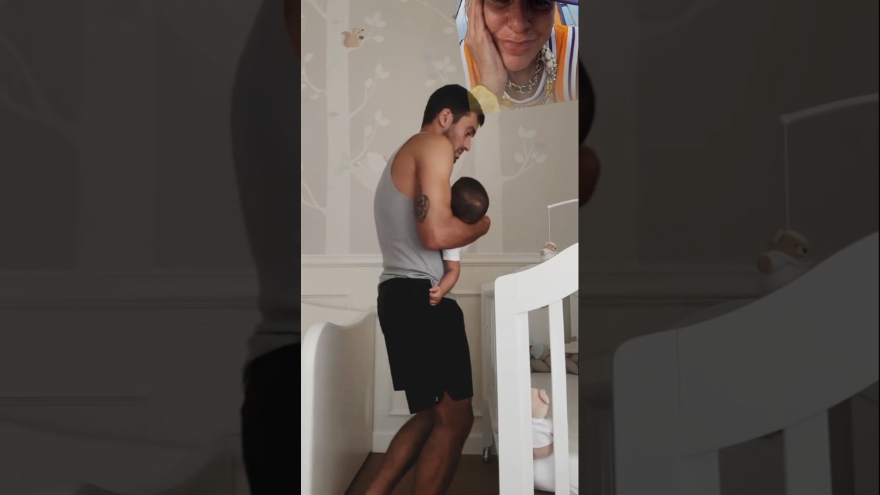PIERPAOLO PRETELLI cerca di fare addormentare KIAN...guardate cosa succede 🤣🤣
