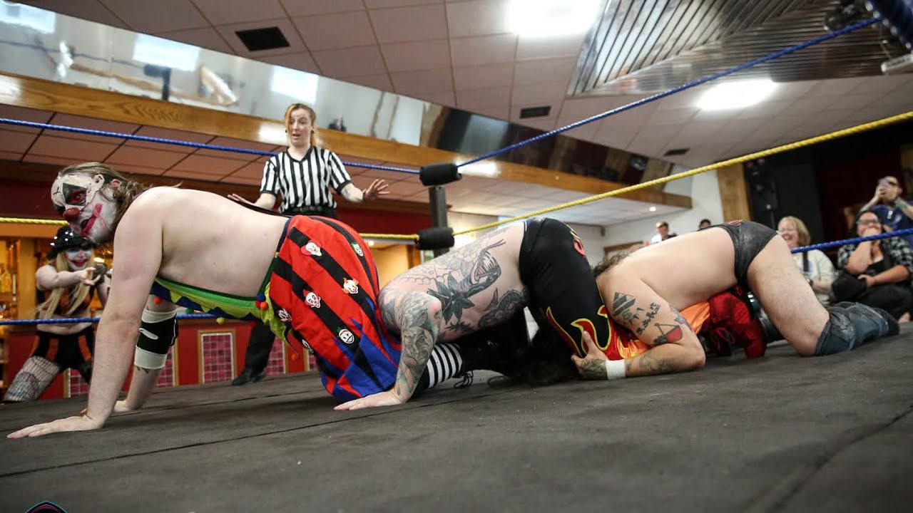 Axl the Klown vs Chilli Heatwave vs Luca Brigante 👽🛸 Get Stoked On It 👽🛸