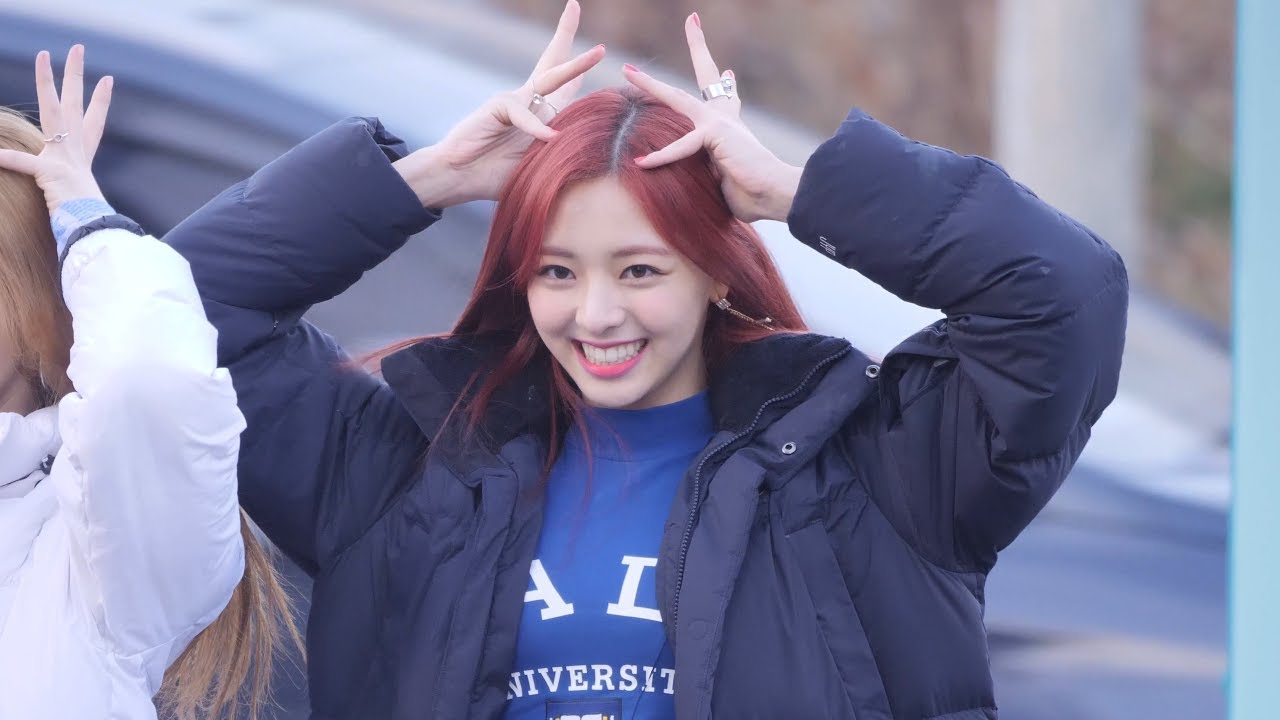 190309 있지 (ITZY) 포토타임 및 팬미팅 퇴장 인사 [유나] YUNA 4K 직캠 Fancam (쇼! 음악중심 미니 팬미팅) by Mera