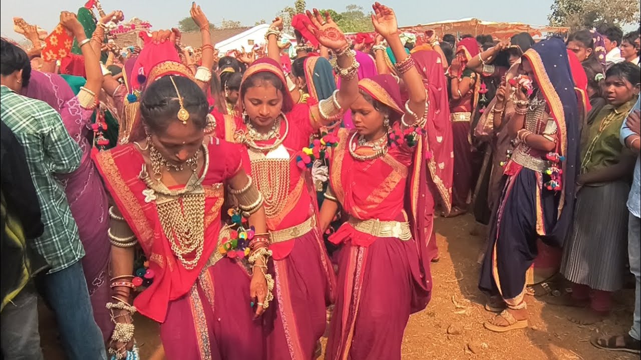 Adivasi shaadi dance video 2026 ka गजब धमाकेदार वीडियो किरचाली की #adivasidance 
