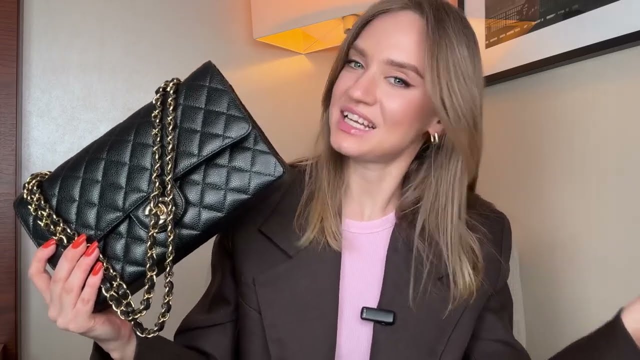 CHANEL Flap bag