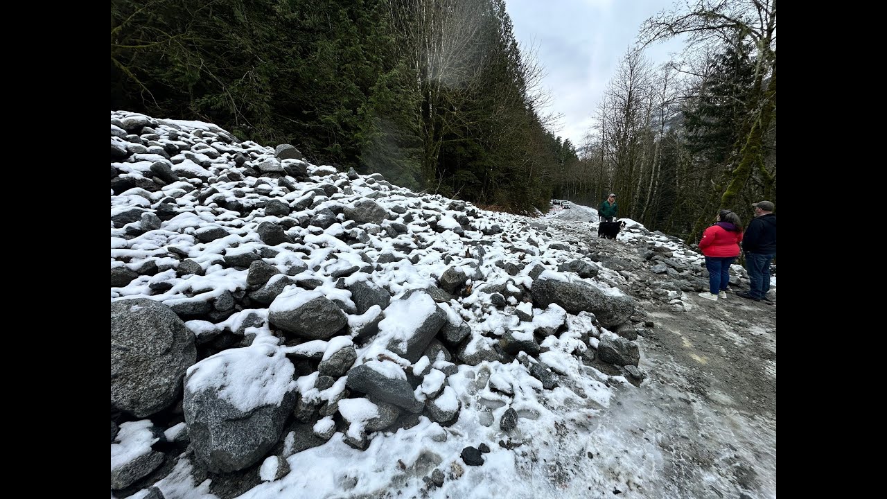 Landslide - 19km Squamish FSR