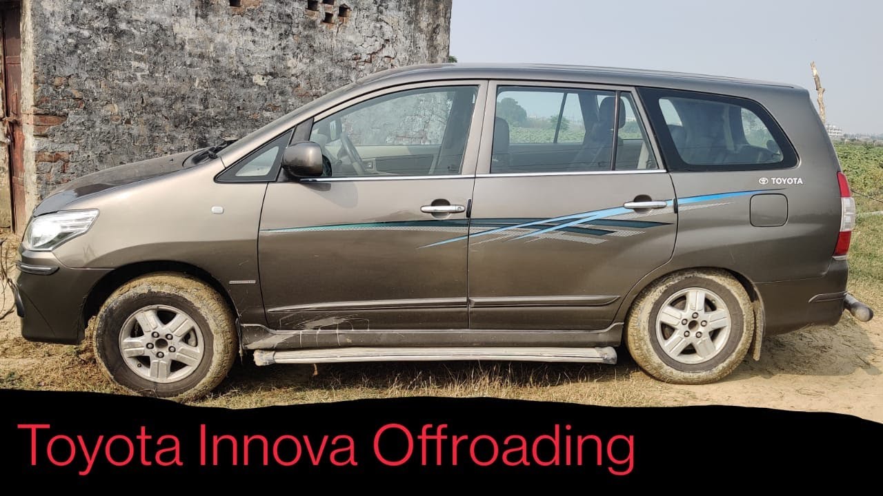Toyota Innova Offroading || Can it be able to complete...??? || karan Madan