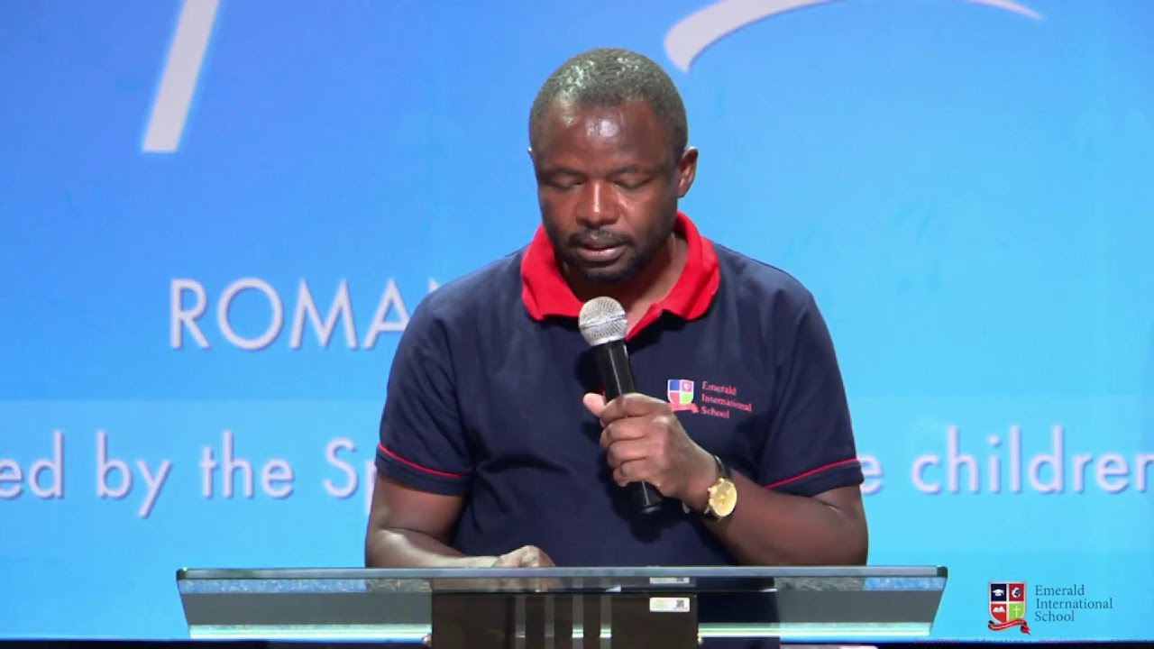 Emerald International School CAREER DAY