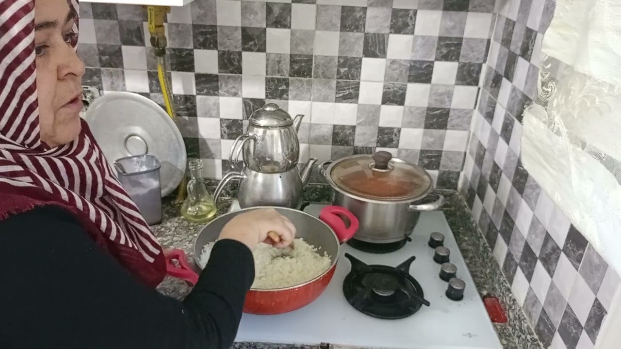 KAŞIKLA VERİP KEPÇE İLE ALDILAR GÜLSÜM HANIM ÇOK DEĞİŞTİ