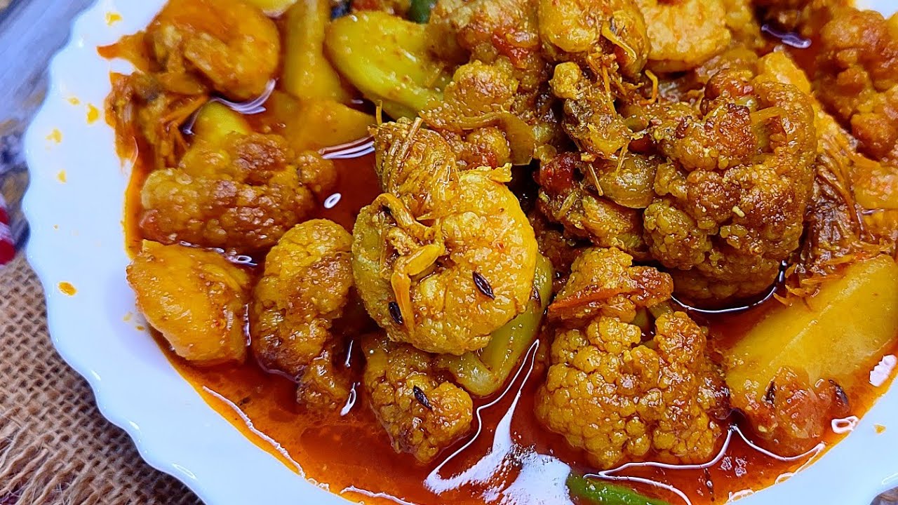 ফুলকপি দিয়ে চিংড়ি মাছের রসা | Fulkopi Chingri | Cauliflower with Prawn recipe | Suzzlers