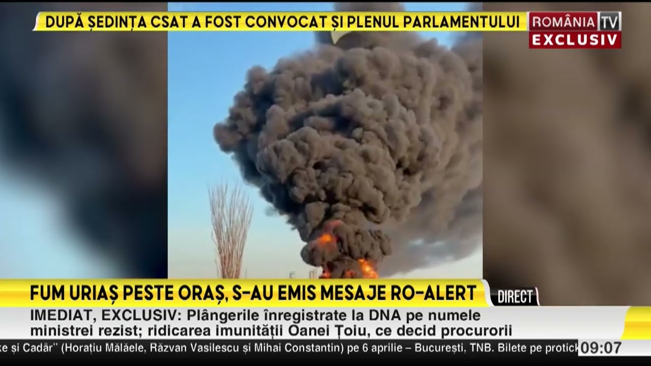 Incendiu puternic la o fabrică din Arad. Fumul dens a acoperit tot orașul