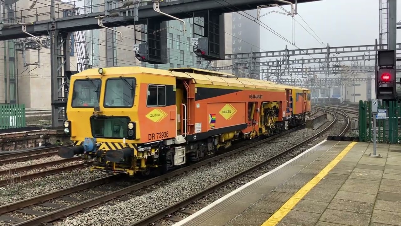 8:06AM OXFORD DOWN ENGINEERS SIDINGS TO CARMARTHEN SIDINGS PASSING THROUGH CARDIFF CENT ON DM LINE.