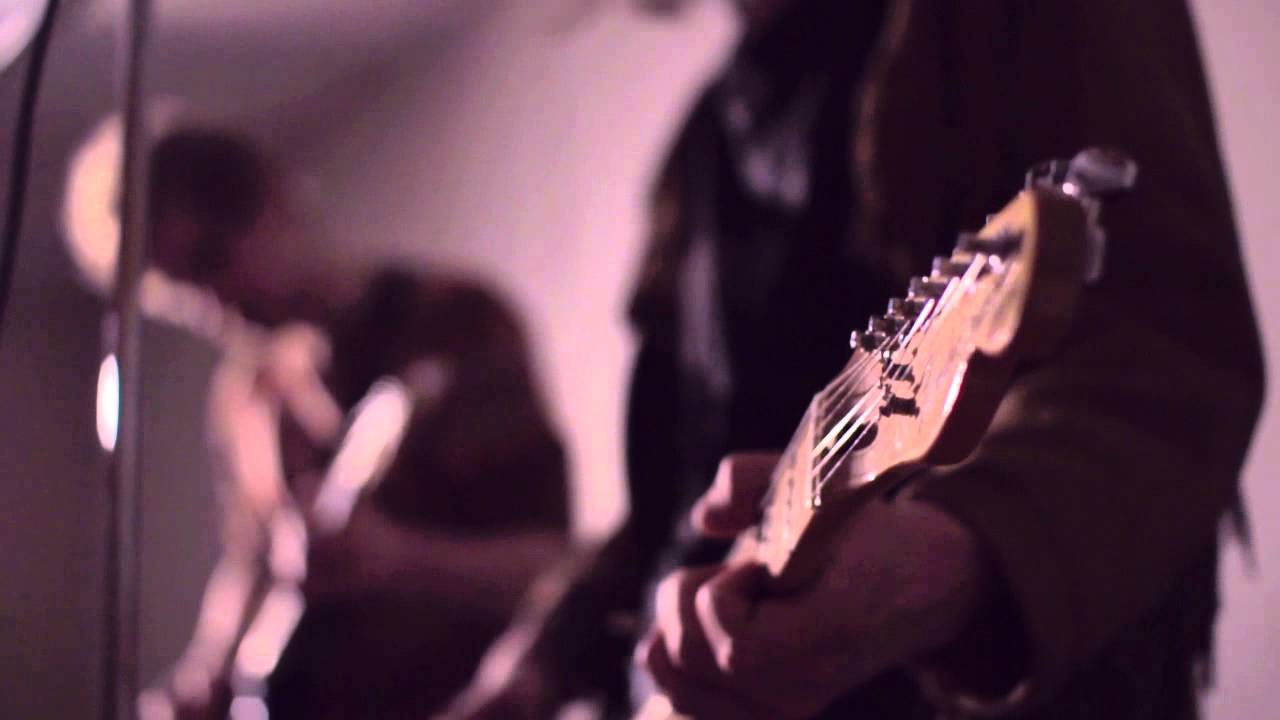 BIG WAVE RIDERS - Move On (live)