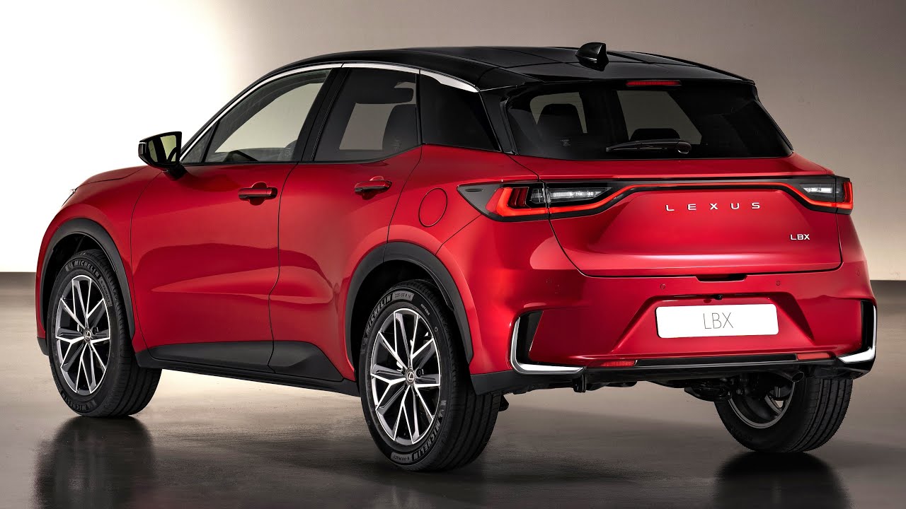 Новый Lexus LBX Hybrid Small SUV 2024: первый взгляд