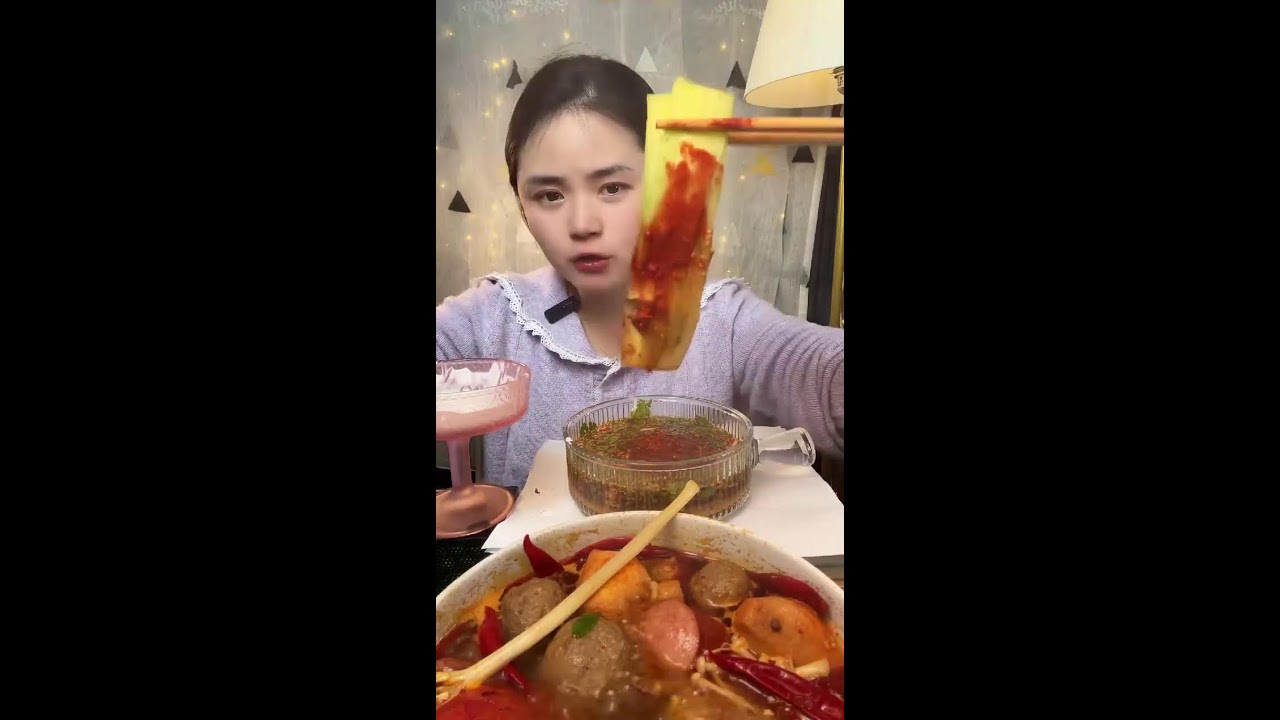 Mainland Chinese street snacks live broadcast