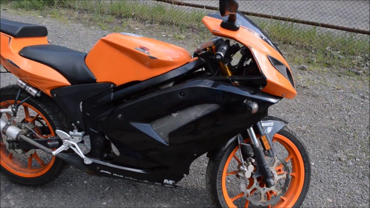 2007 Rieju RS2 50cc In Depth Tour, Start up, Exhaust, Review