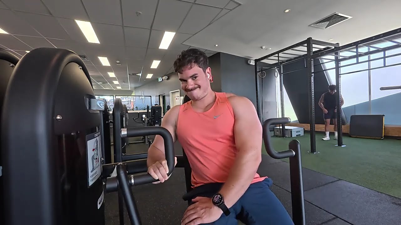 Cutting 2025 | Day 21 - Chest and Triceps