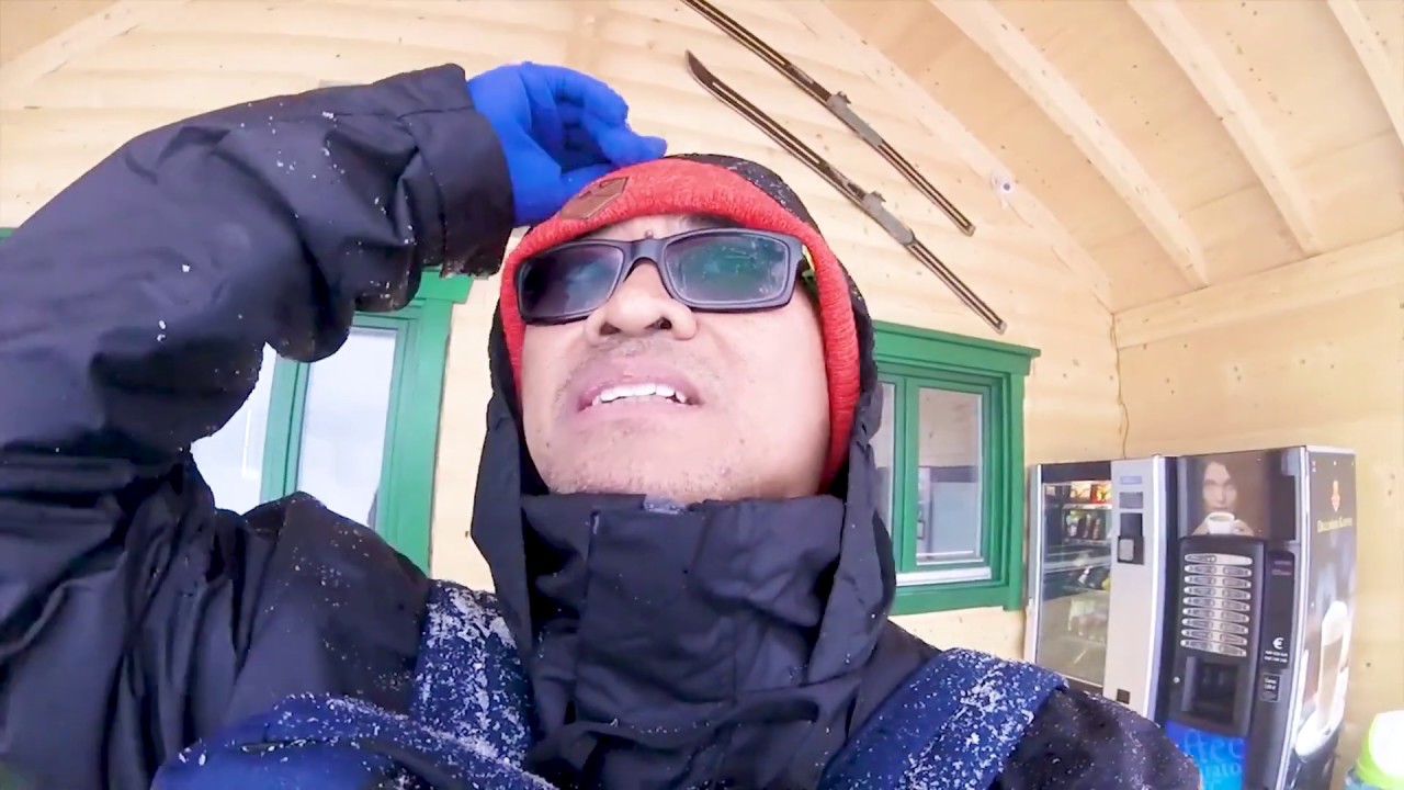 [Travel Vlog] - Taking The Lift With No Skis at Krvavec in Slovenia!