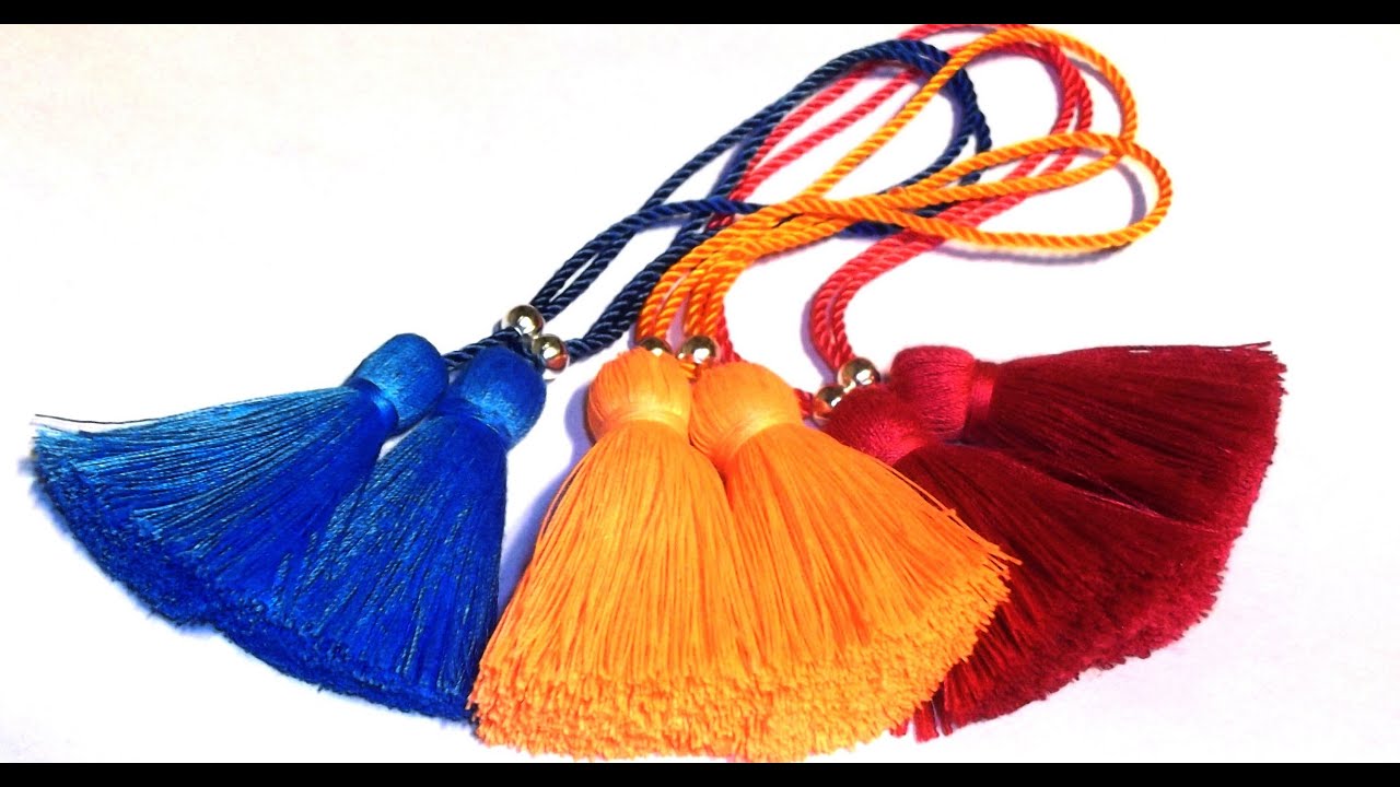 TUTORIAL DIY COMO REALIZAR UNA PULSERA DE BORLAS O POMPONES O FLECOS