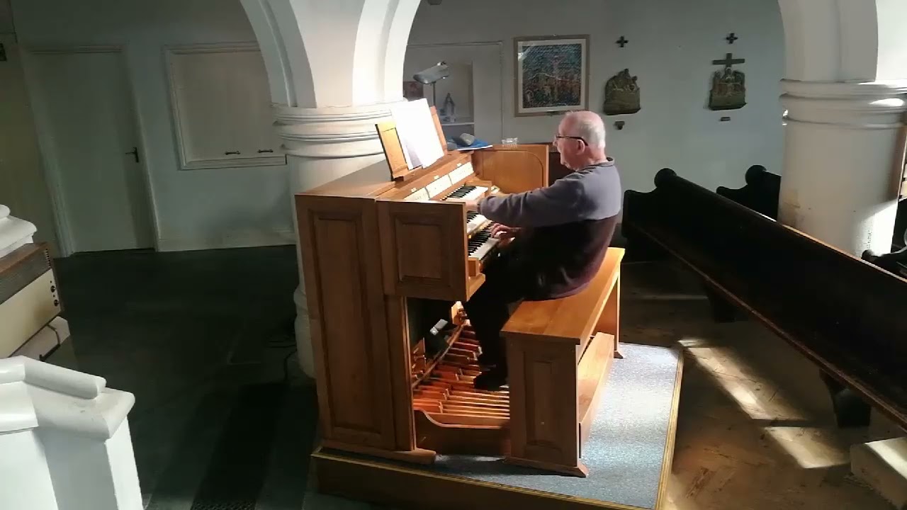 Minuet from 'Berenice' by G. F. Handel.