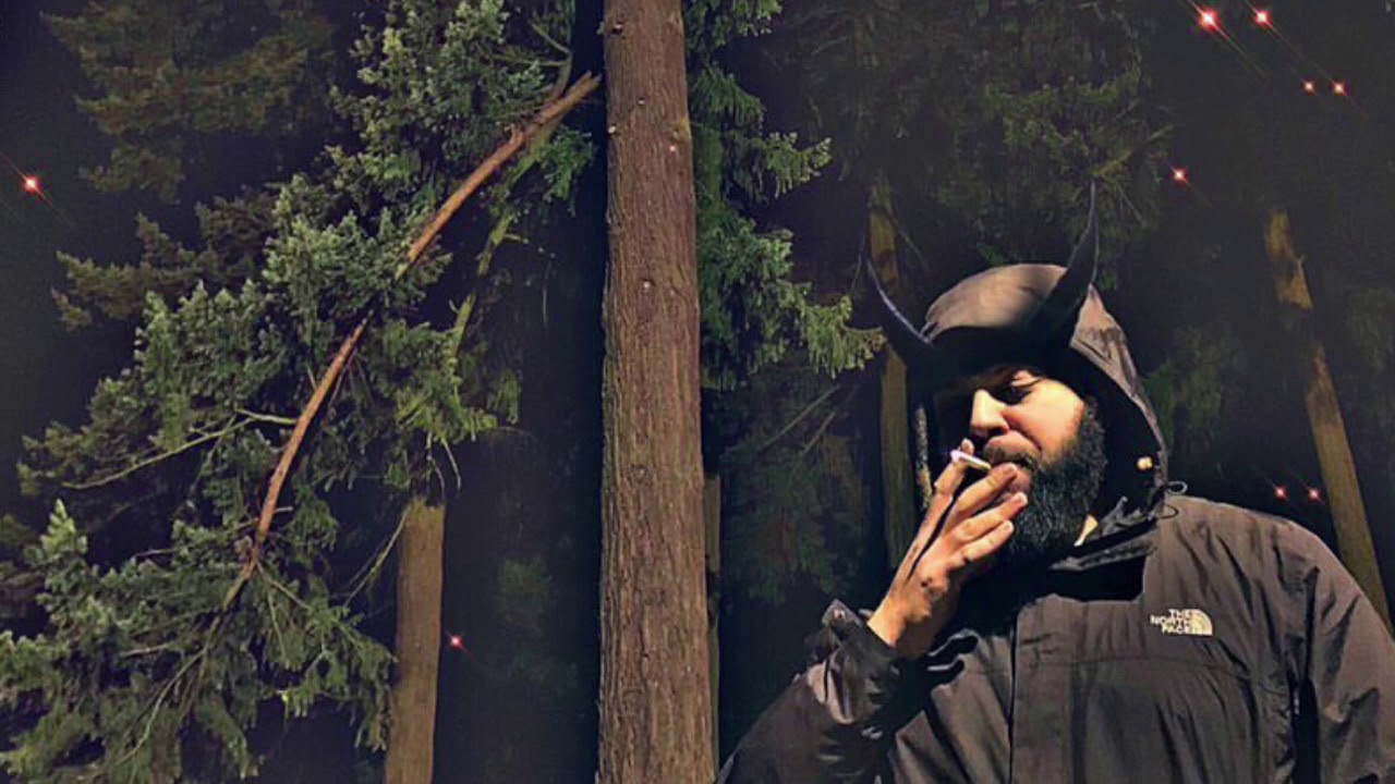 TUMAGGZ FT MOBBS RADICAL- BELLS N WHISTLES(PROD. TUMAGGZ)