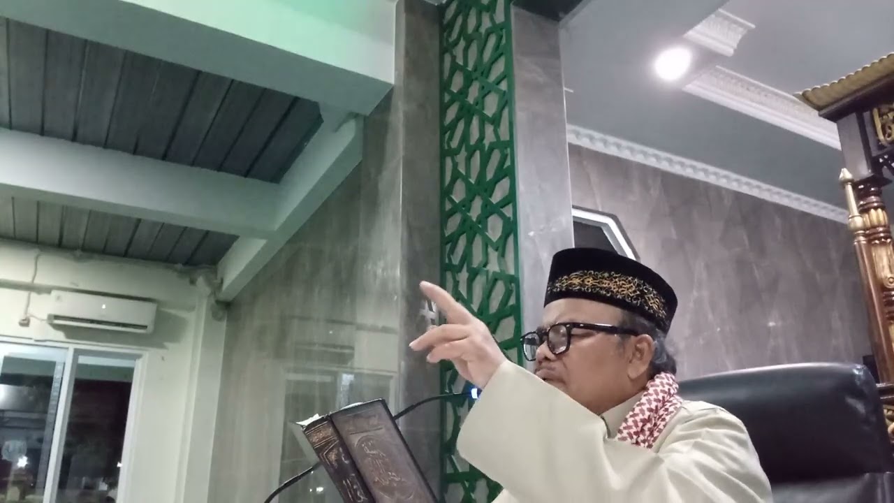 PUASA RAMADHAN Karena IMAN, ILMU dan IKHLAS.  Tafsir Surah AL-Baqarah ayat 187 -189