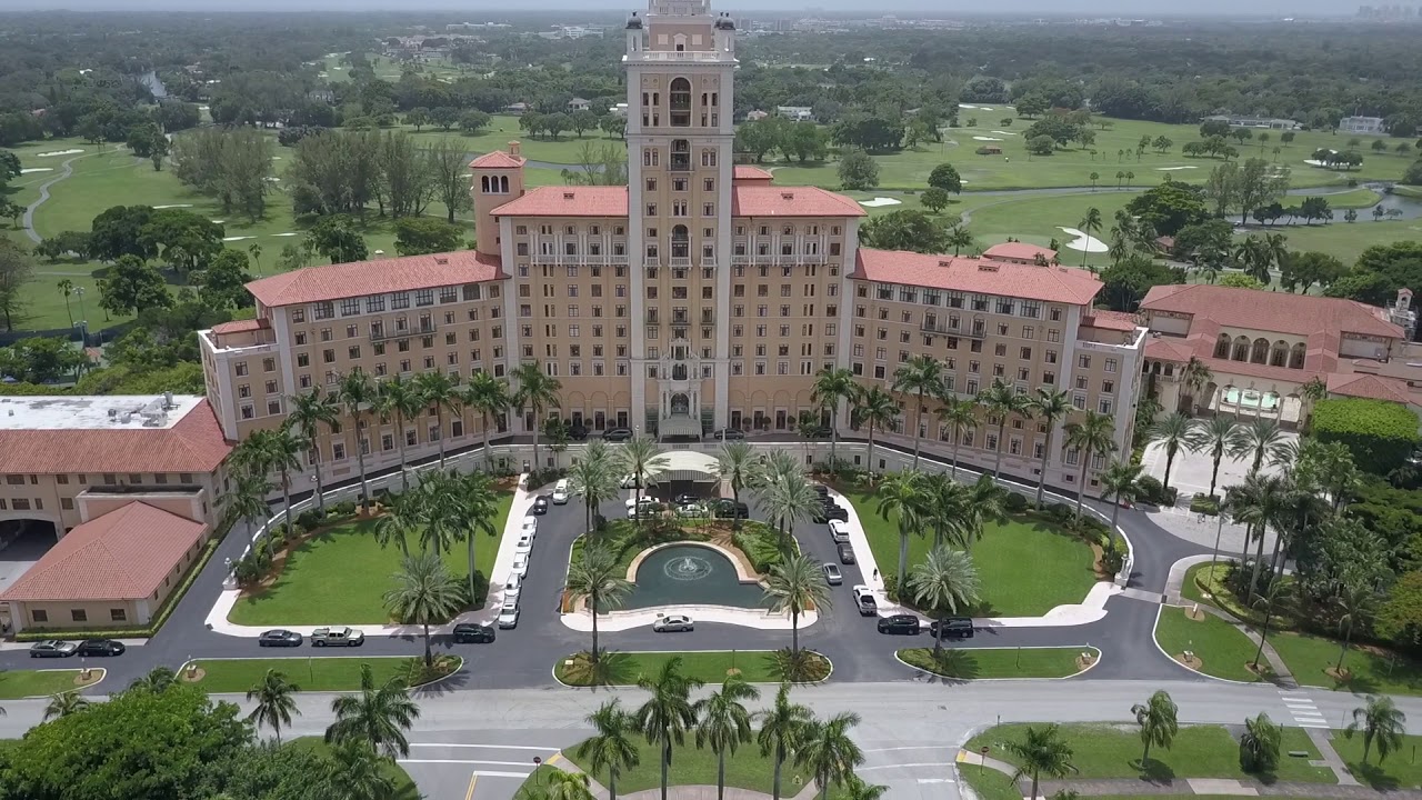Biltmore Hotel Offers a Historic Walking Tour